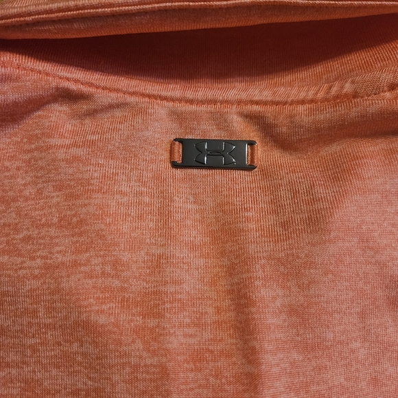 Underarmour Size M Collared Sleeveless Tank - Picture 5 of 5